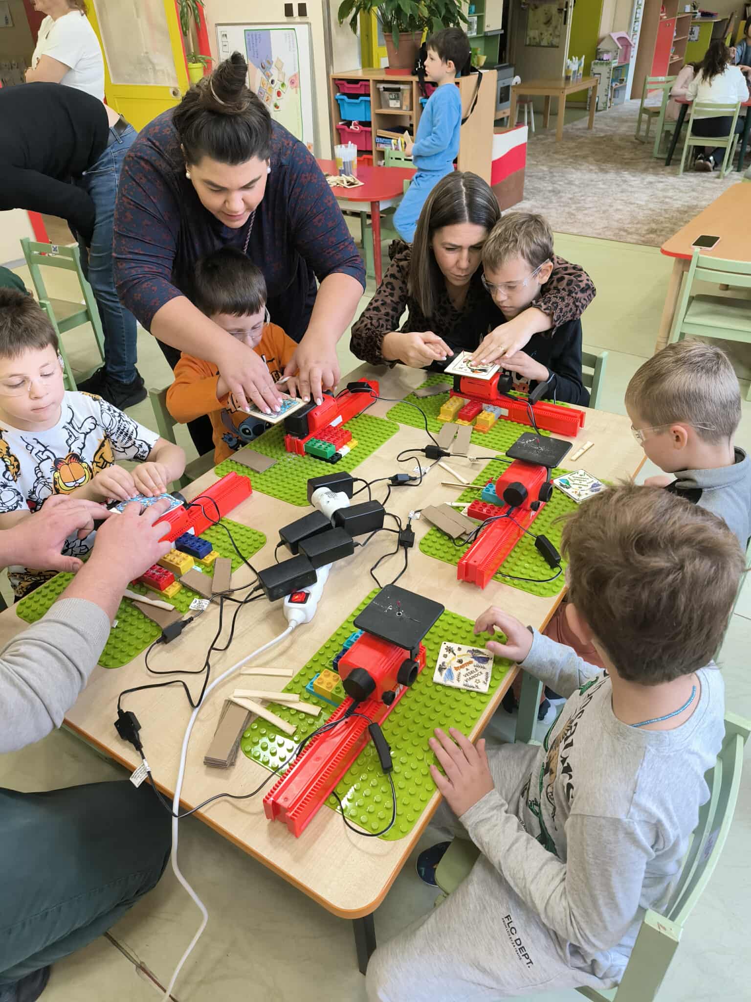 582394957_696109843544719_2060404377113474105_n