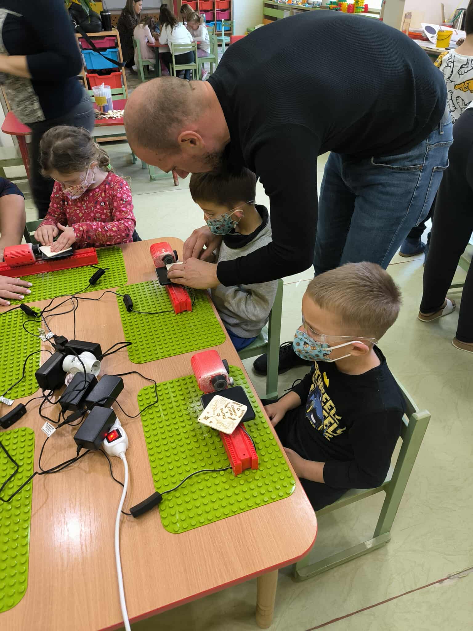 582410067_2279613442533680_7562235581809741707_n